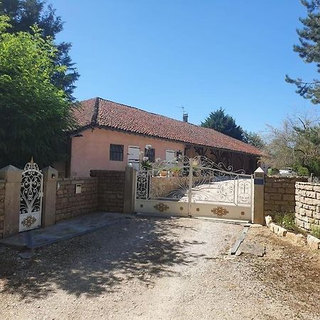 Dependance Pour 1 A 4 Pers Au Calme Dans Propriete Marboz Exterior foto